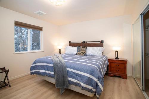 Badger Apartment | Northern Lights Getaway Minutes to Ft Wainwright