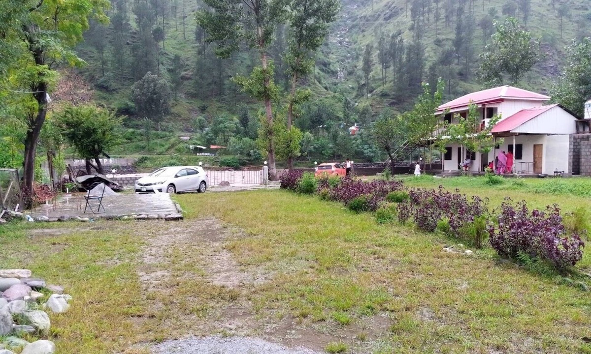 Balakot Hotel | Northern Riverview Resort