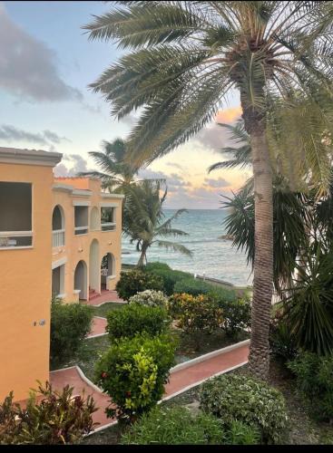 Dickenson Bay Hotel | Northshore Seaside Suites