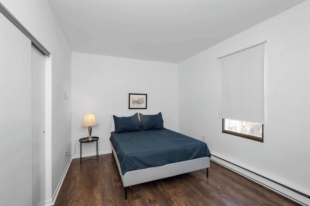 Northside House | Northside Suites – 4 Apartments!