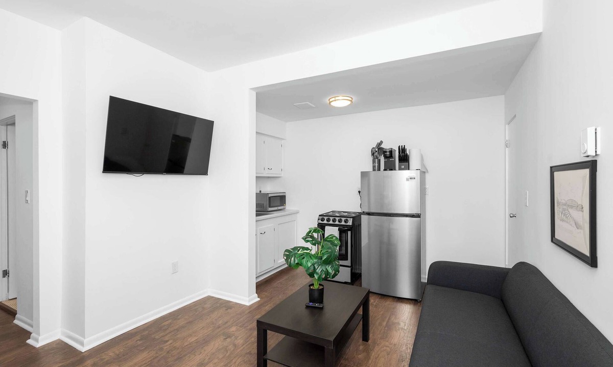 Northside Apartment | Northside Suites 4 – Your Perfect Vacation Haven!