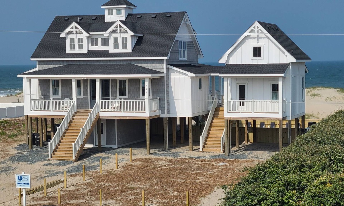Carova Beach House | Northwind | 4BR Oceanfront 4x4 OBX | Private Pool & Villa | Sleeps 10