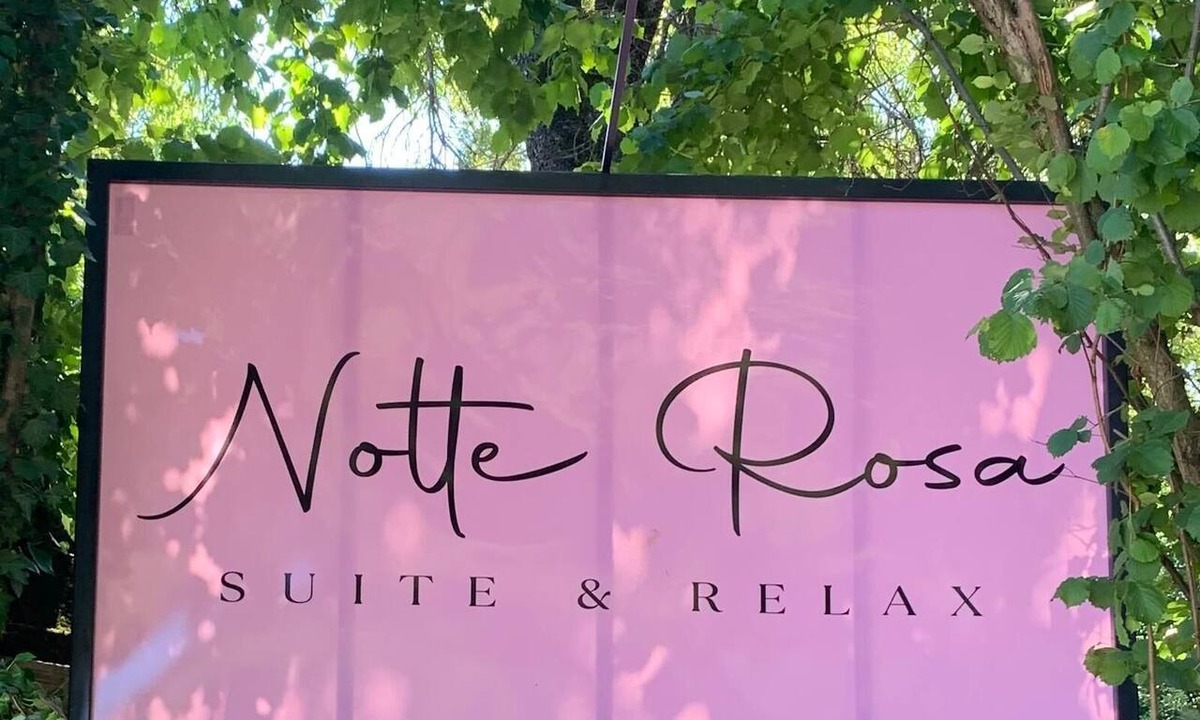Fornovo di Taro Bed & Breakfast | NOTTE ROSA SUITES & RELAX