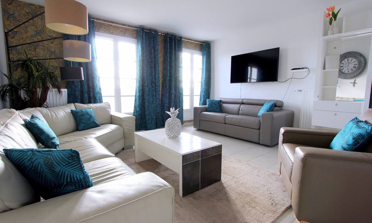 Serris Apartment | NOVA 7 ~ Disneyland Paris and Val d'Europe for 6 ~