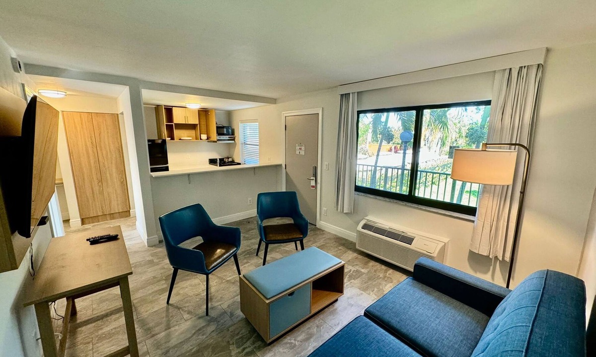 Boynton Beach Hotel | Nova Inn Resort