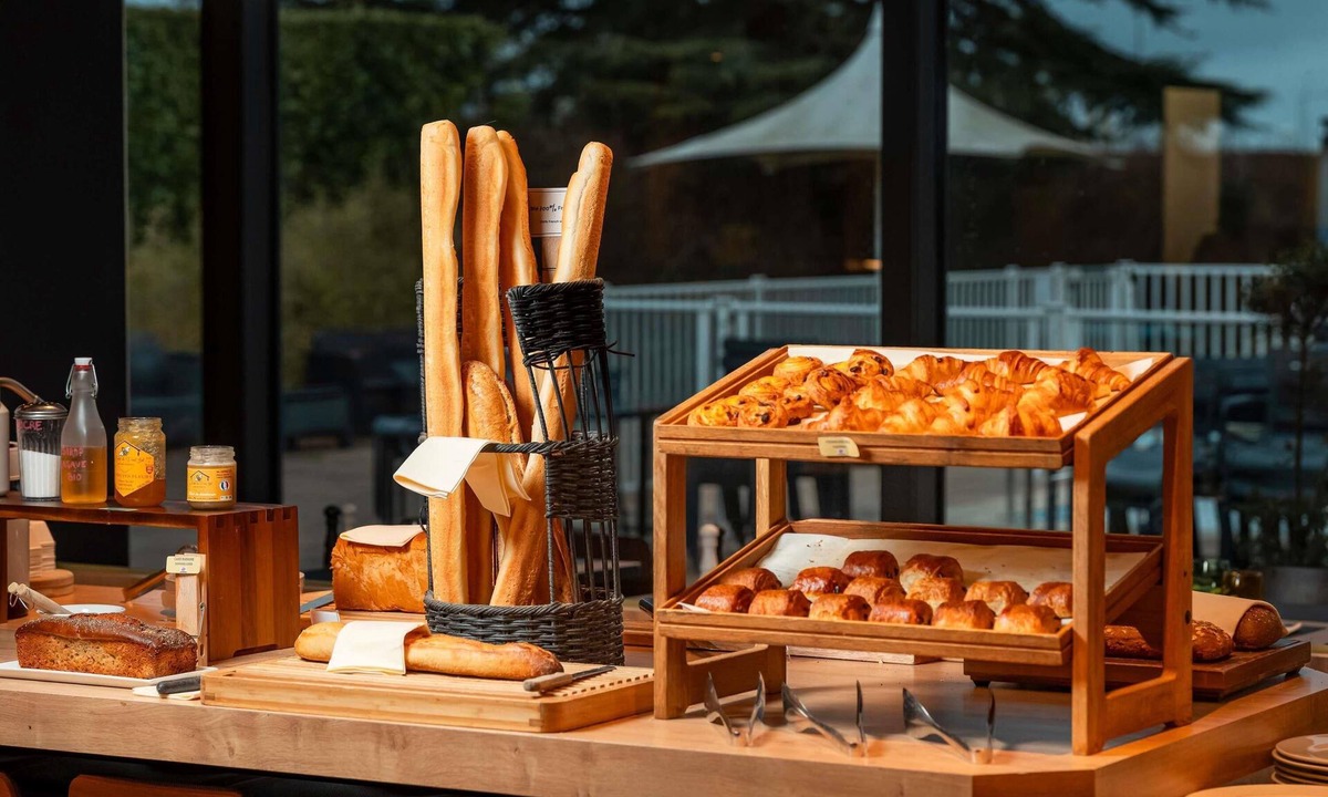 La Pierre-Heuze Hotel | Novotel Caen Cote De Nacre