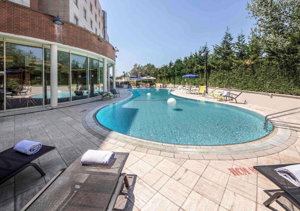 Zona IX Acqua Vergine Hotel | Novotel Roma Est