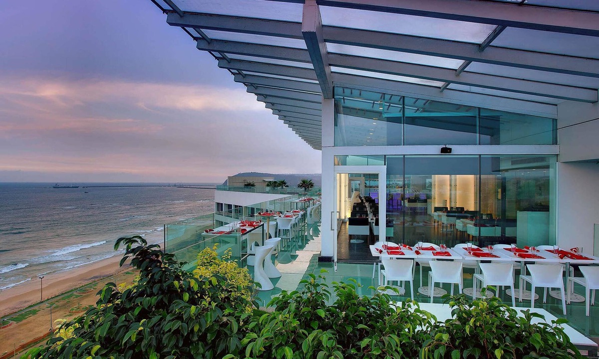 Visakhapatnam Hotel | Novotel Visakhapatnam Varun Beach Hotel