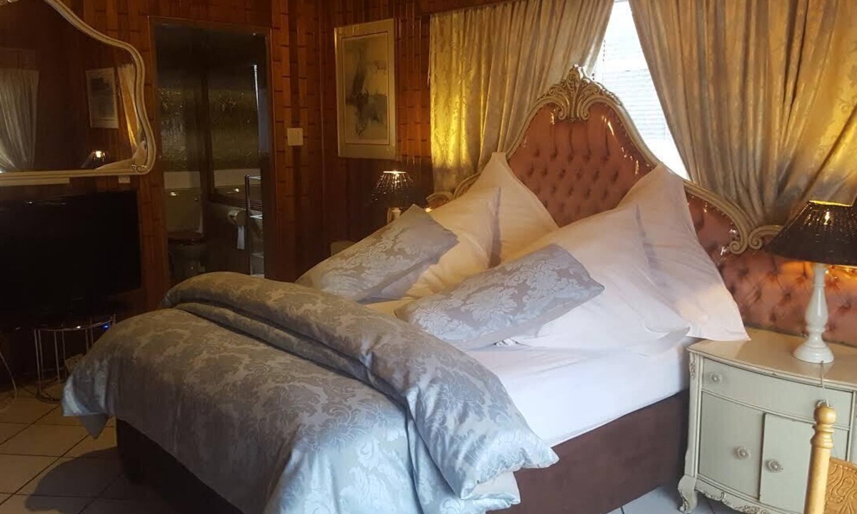 Greater Johannesburg Metropolitan Area Bed & Breakfast | Nthateng Bed and Breakfast Tourism