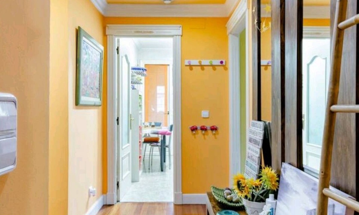 Bilbao Old Town Condo | Nuestro Refugio