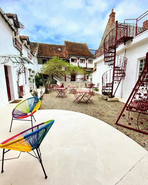 Le Blanc Bed & Breakfast | Nuit en Brenne