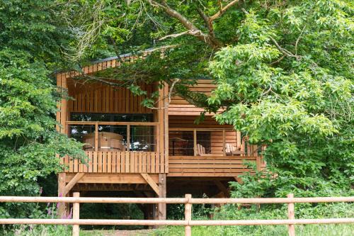 Courcerault Ski Chalet | Nuits Perchées