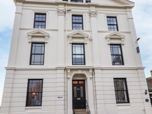 Muston Apartment | Number One The Crescent