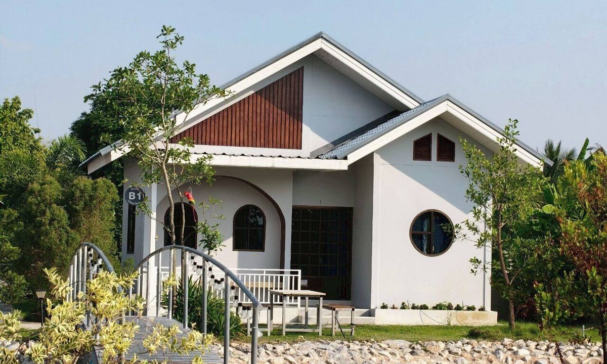 Thap Than Hotel | Numhom Resort