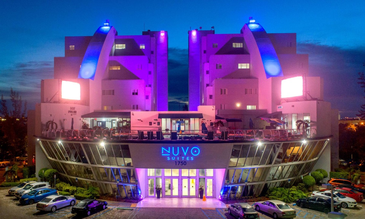 Ludlam Hotel | Nuvo Suites Hotel