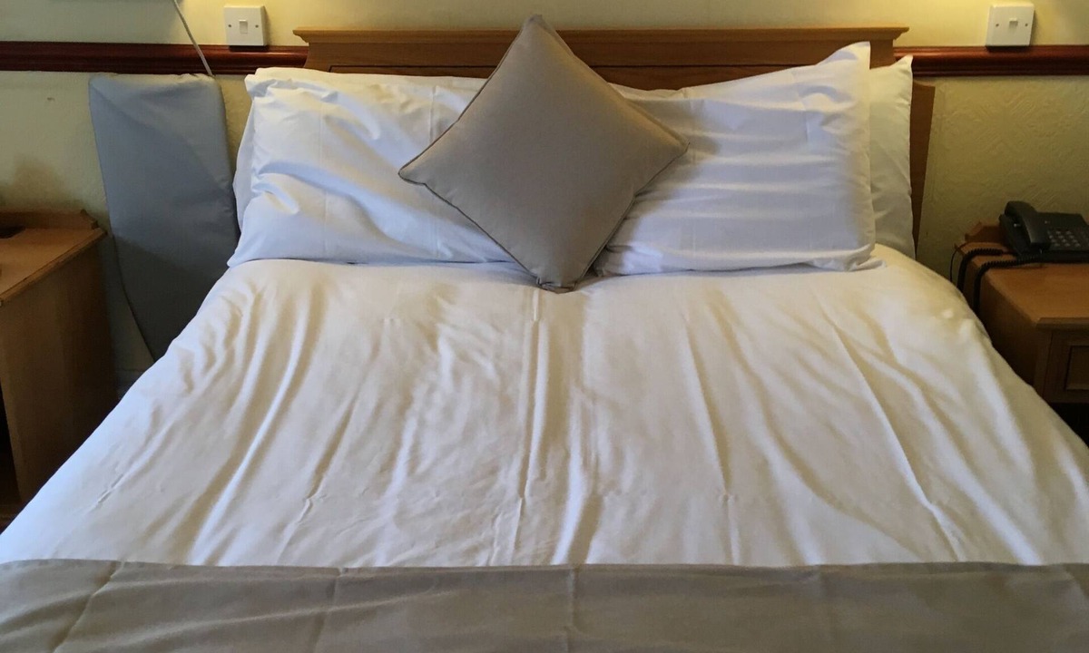 Ely House | Nyton Hotel