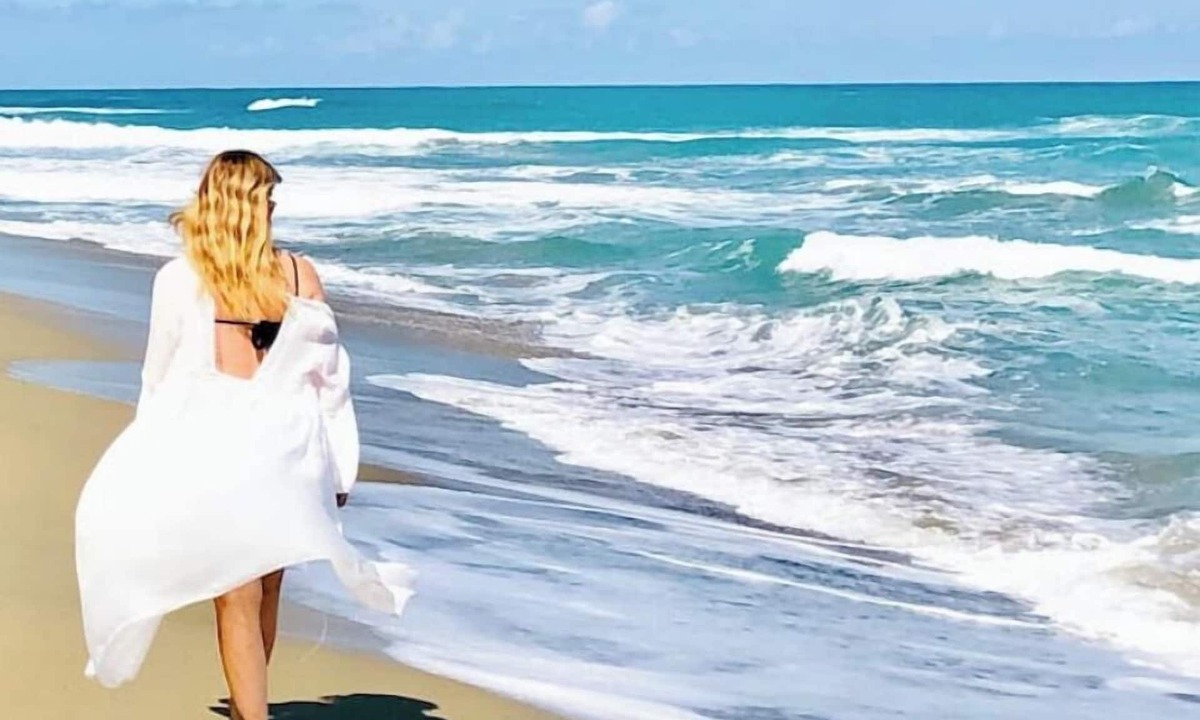 Cabarete Condo | O-1 Gorgeous Beach Condo near shops & nightlife