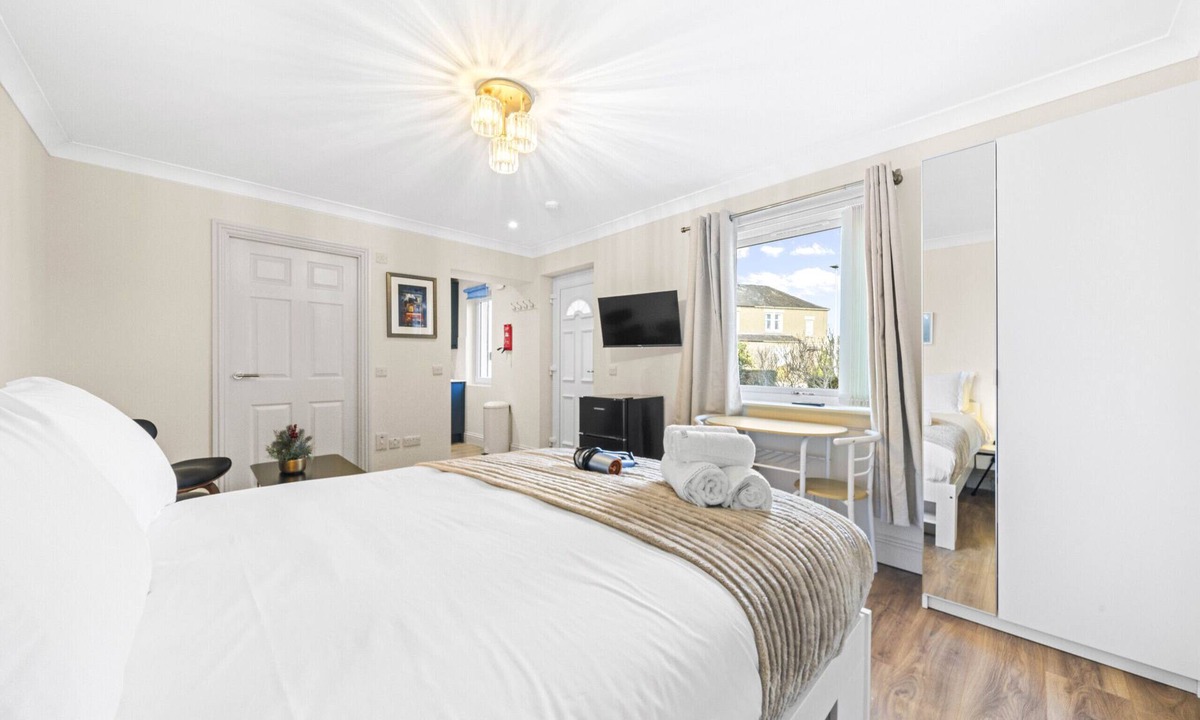 Ellemford Apartment | O Hill Crescent 1 Bedroom Studio - Edinburgh