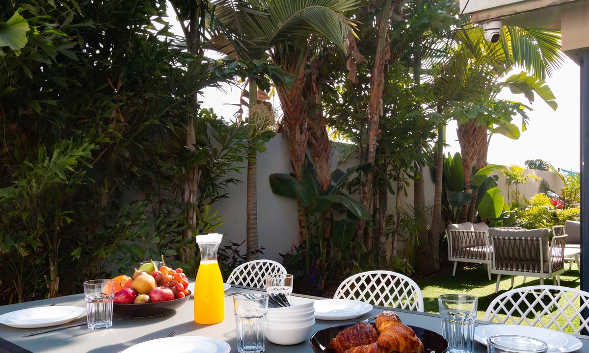 Rishon LeTsiyon Villa | O&O Group - Huge Pampering Villa 5 BR/W Jacuzzi