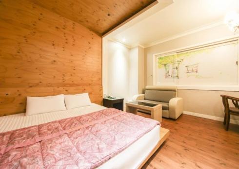 Sangnam-dong Hotel | O2 Motel