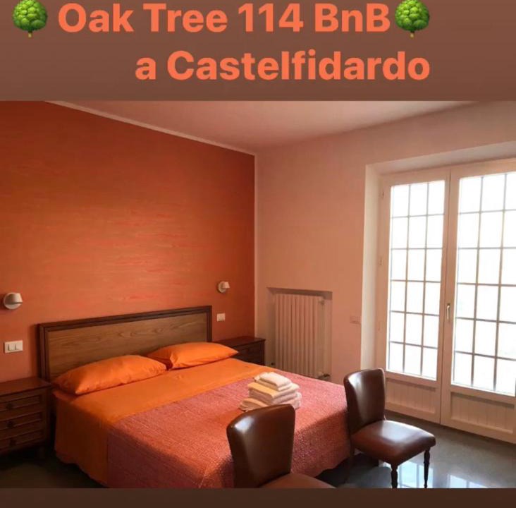 Castelfidardo Bed & Breakfast | OAK TREE 114 BnB