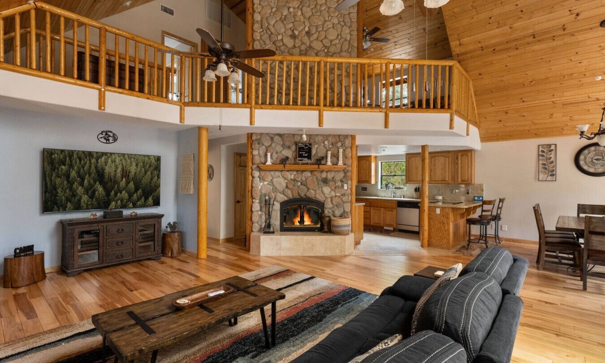 Wrightwood Cabin | Oakwood Lux | Game Room Forest Views