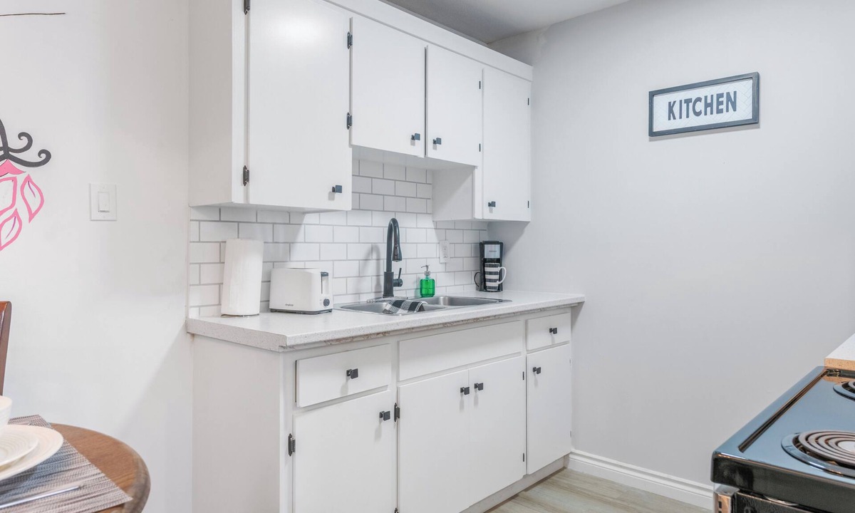 Northwest Edmonton Apartment | Oasis away