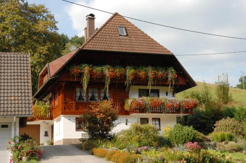 Gutach Apartment | Oberbauernhof - Wohnung Hasacker - Neue Wohnung im schönen Schwarzwaldhaus
