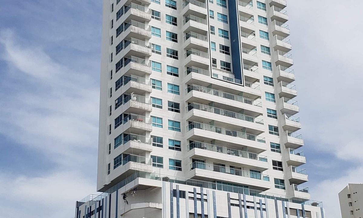 Bocagrande Apartment | Ocean/Beach front Luxury 2 BR 2 Bath, Bocagrande.