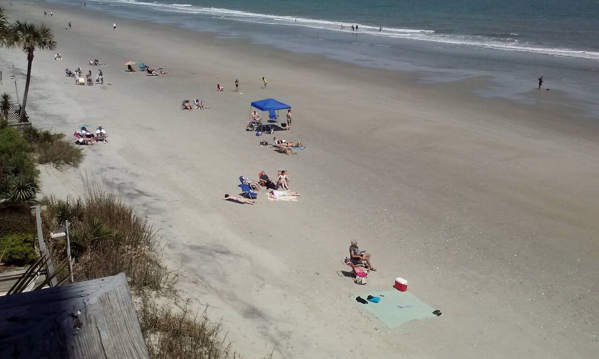 Garden City Condo | Ocean Front 2- Large Beach Umbrellas & 5 Chairs set up Memorial - Labor day only