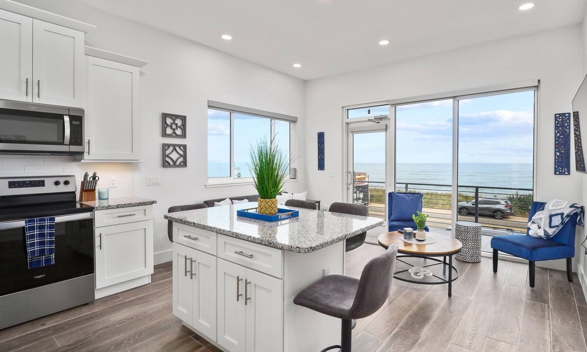 Flagler Beach Apartment | Ocean Front Flagler Beach Sleeps 5 People