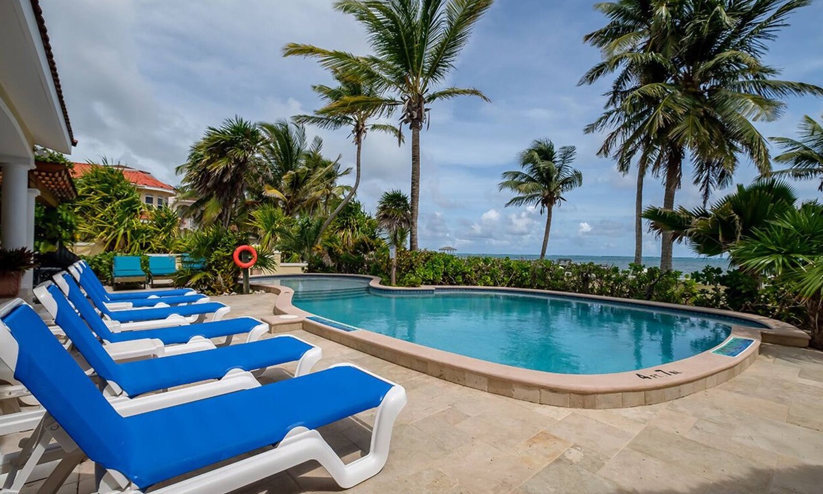 San Pedro Villa | Ocean Front Private Villa with Pool