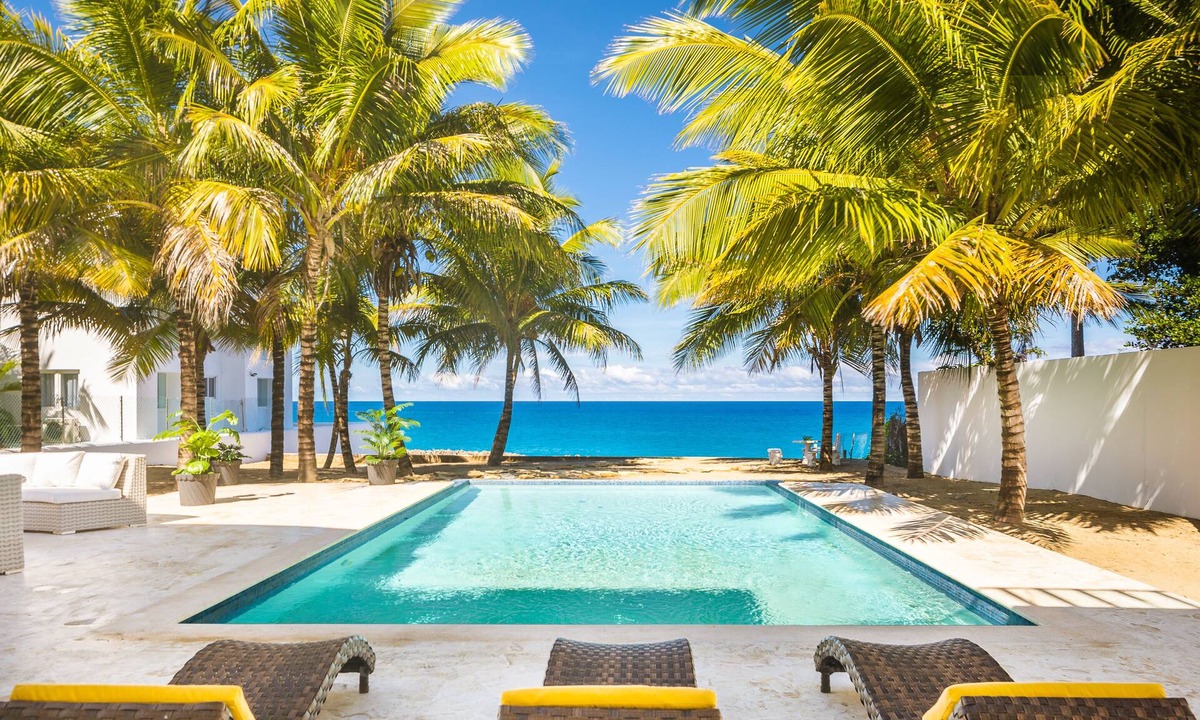La Esplanada Villa | Ocean Front Villa with spectacular views!