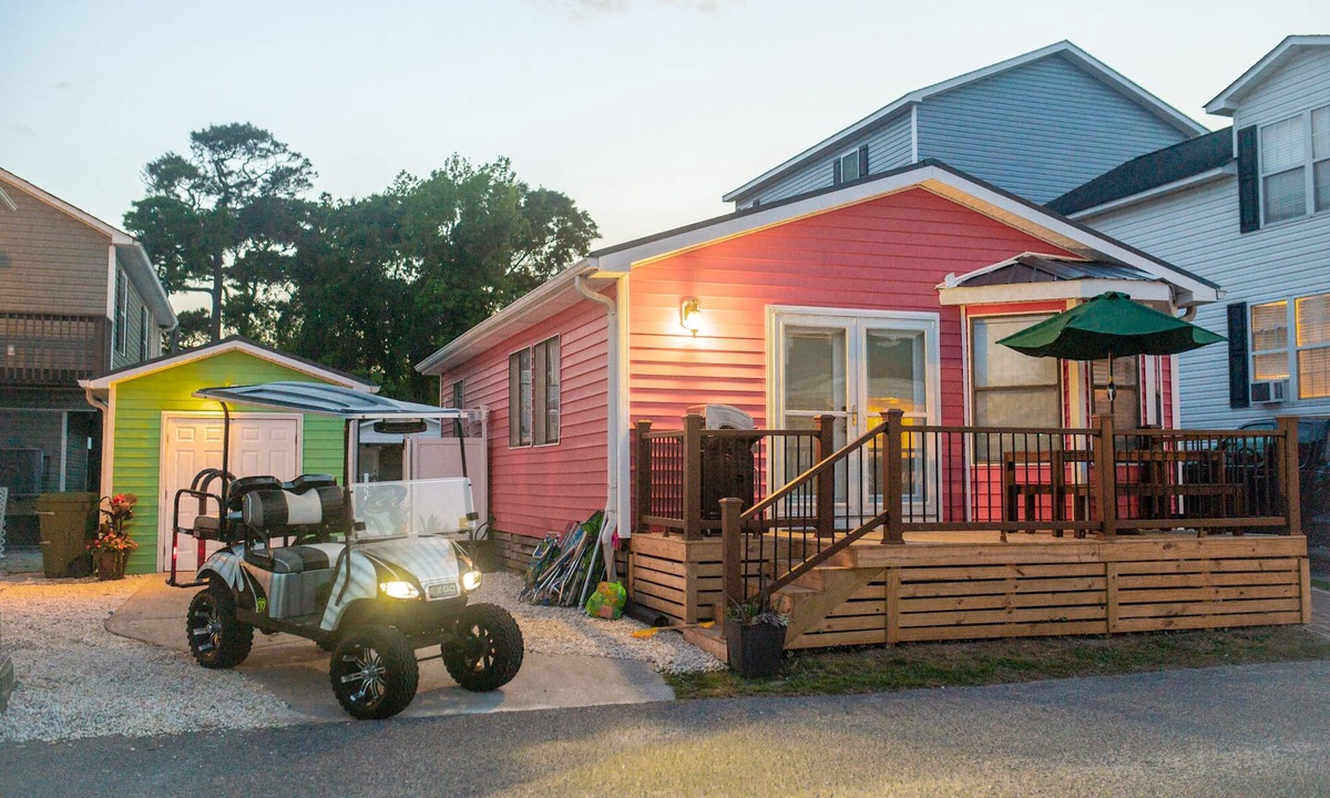 Surfside Beach Cottage | Ocean Lakes Beach Getaway w/Golf Cart & Waterpark | Renovated for 2026