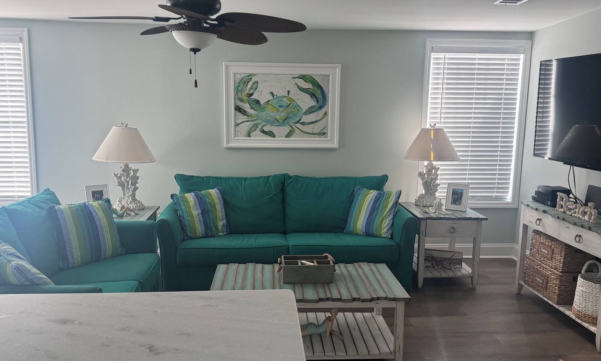 Surfside Beach House | Ocean Lakes Beach House-Free Golf Cart-Sleeps 6-August Discount