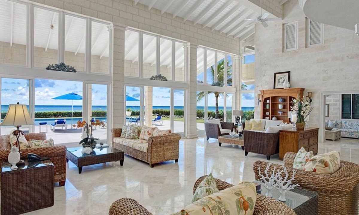 Long Bay Villa | Ocean Mist Villa - by Zenbreak
