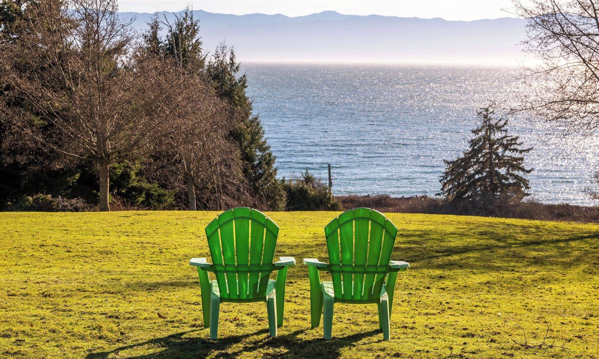 Otter Point House | Ocean Oasis Stunning Views/Gorgeous Private Suite/Cozy Fireplace & much more!