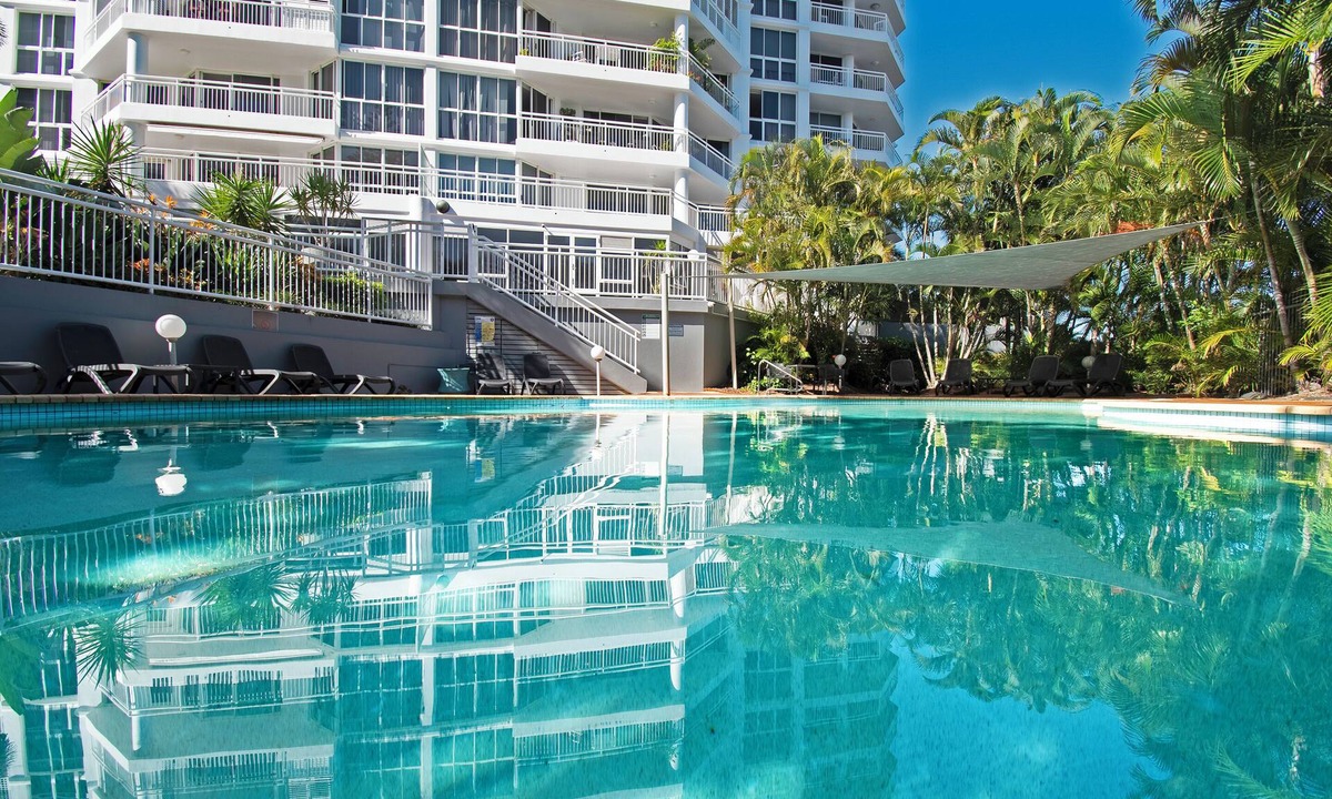 Main Beach Apartment | Ocean Sands Resort