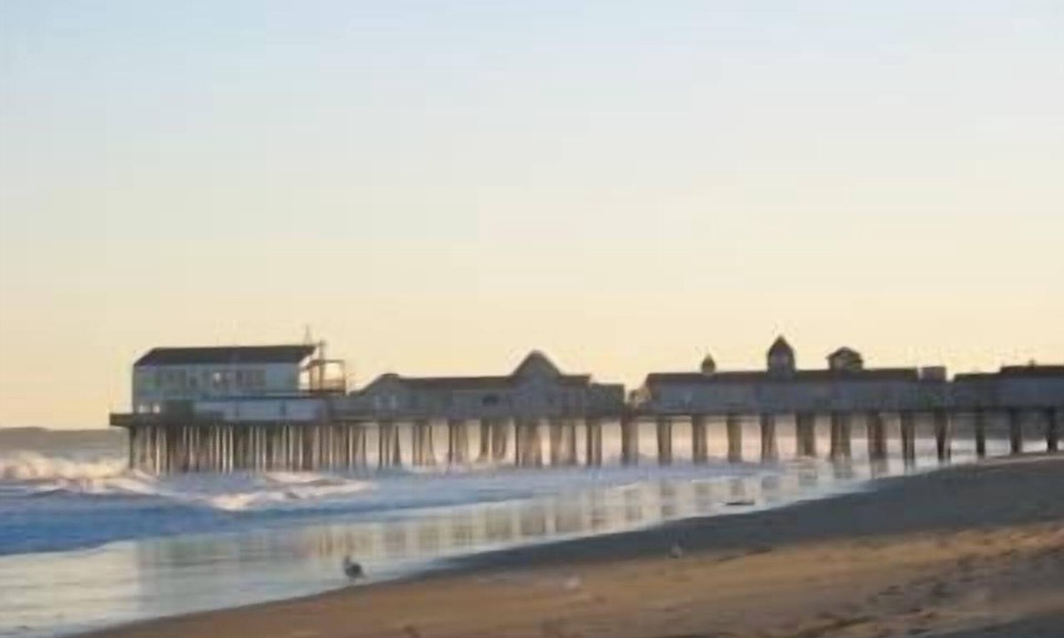 Old Orchard Beach Condo | Ocean View Condo 100 feet to the beach