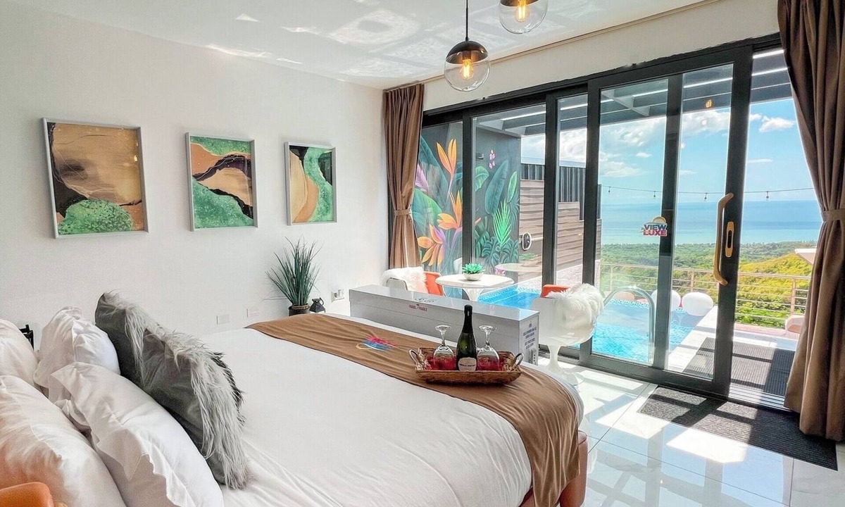 Pinales Apartment | Ocean View Escape Heated Private Pool and Parking