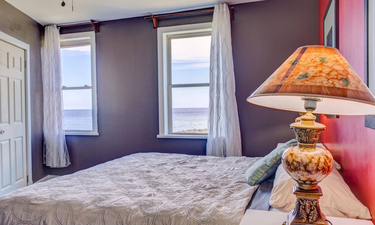 Gibson Bight Resort | Ocean View