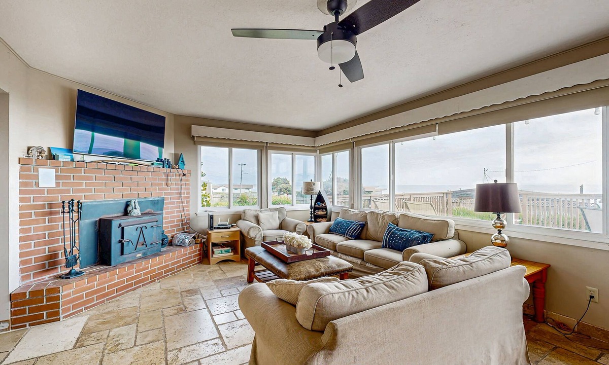 Bodega Bay House | Ocean View Home w/Private Hot Tub, Wood Stove, Large Deck & Yard - 2 Dogs OK