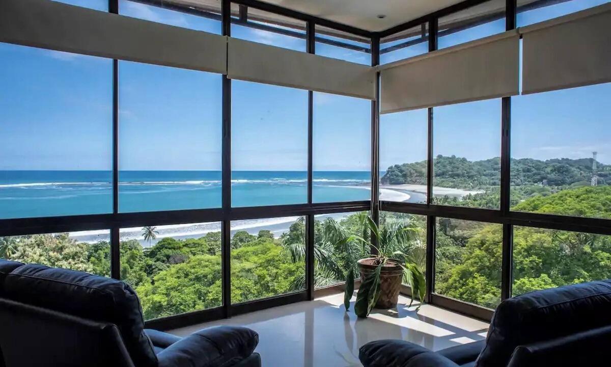 Samara Condo | Ocean view penthouse with top location