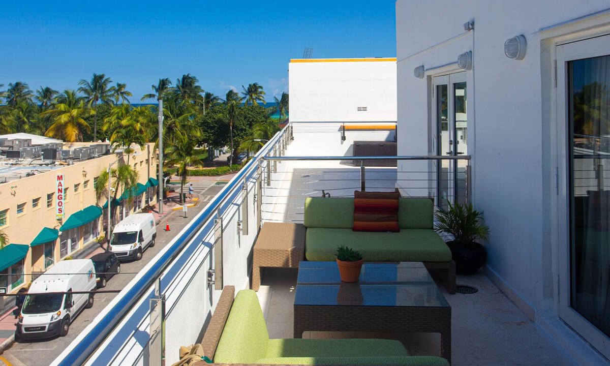 Flamingo/Lummus Condo | Ocean View South Beach Huge Two Story Penthouse Steps from the Beach!
