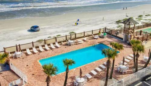 Bostwick Park Apartment | OCEAN VIEW Studio Daytona Zzz 4