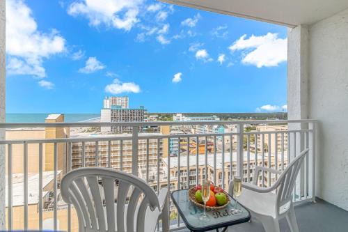 Myrtle Beach House | Ocean View Studio with 3 Beds! Sea Mist 51303