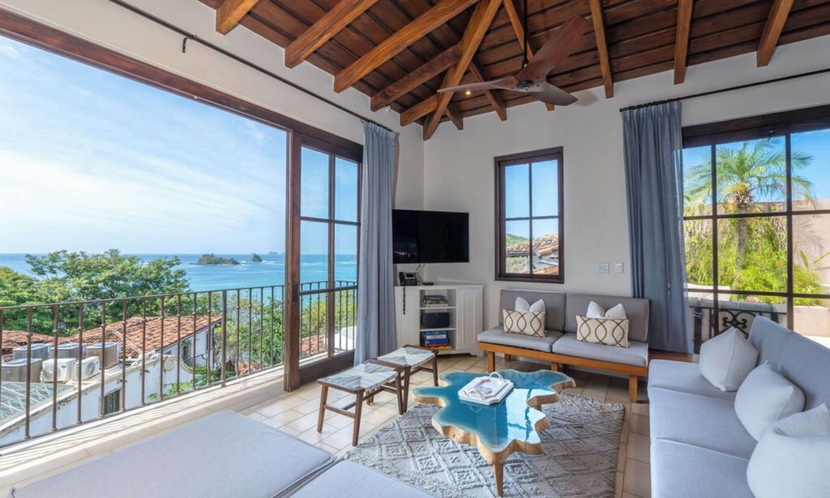 Las Catalinas House | Ocean View with Pool and Beach Club Access - Casa Nelson