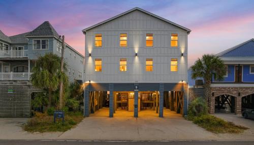 Garden City House | Ocean Whisper