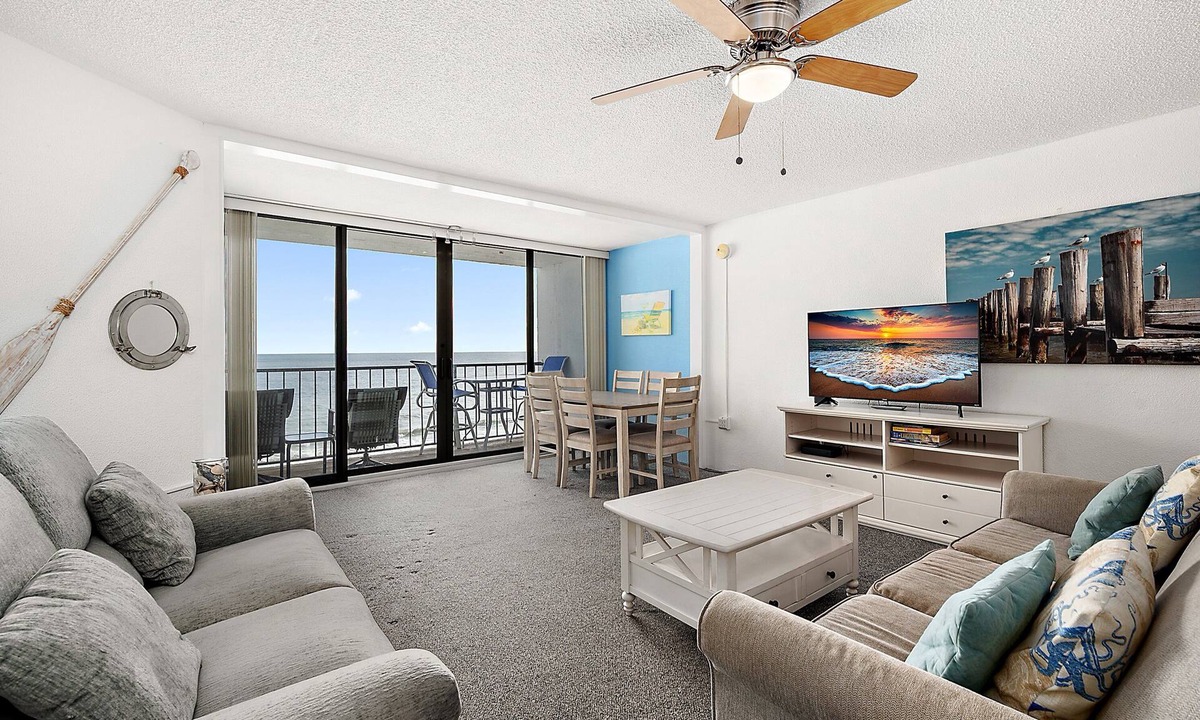 Little Salisbury Condo | Oceanfront 2 Bed/2 Bath, Sleeps 8, Outdoor Pool