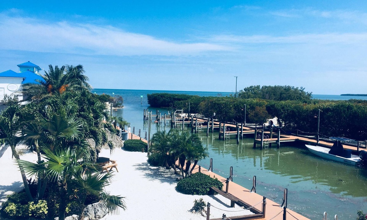 Tavernier Condo | Oceanfront 2BR Condo w/Ocean Views Pool, Balcony – Near Key Largo/Islamorada!